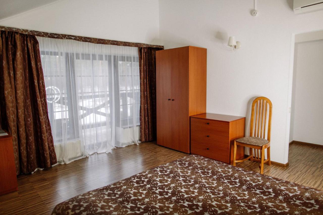 Veselyj Zajets Hotel Pirnove Luaran gambar