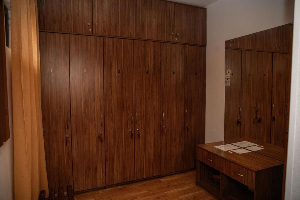 Veselyj Zajets Hotel Pirnove Luaran gambar